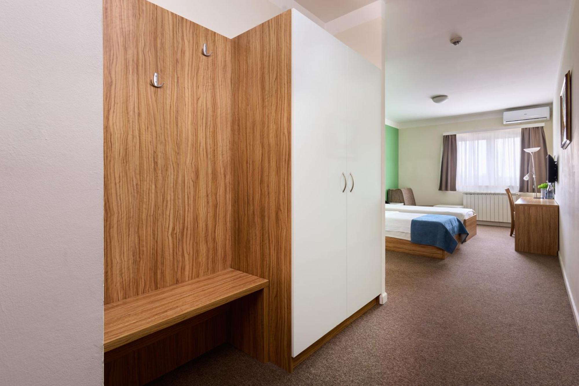 ווליקה גוריצה Hotel Phoenix מראה חיצוני תמונה